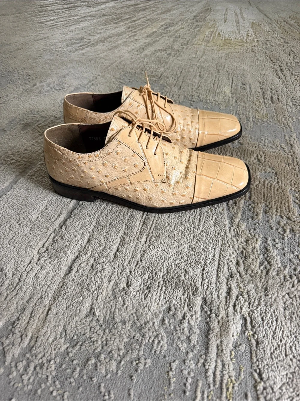 Stacy Adams Beige Ostrich & Croc-Embossed Leather Oxfords size 10.5 in EUC